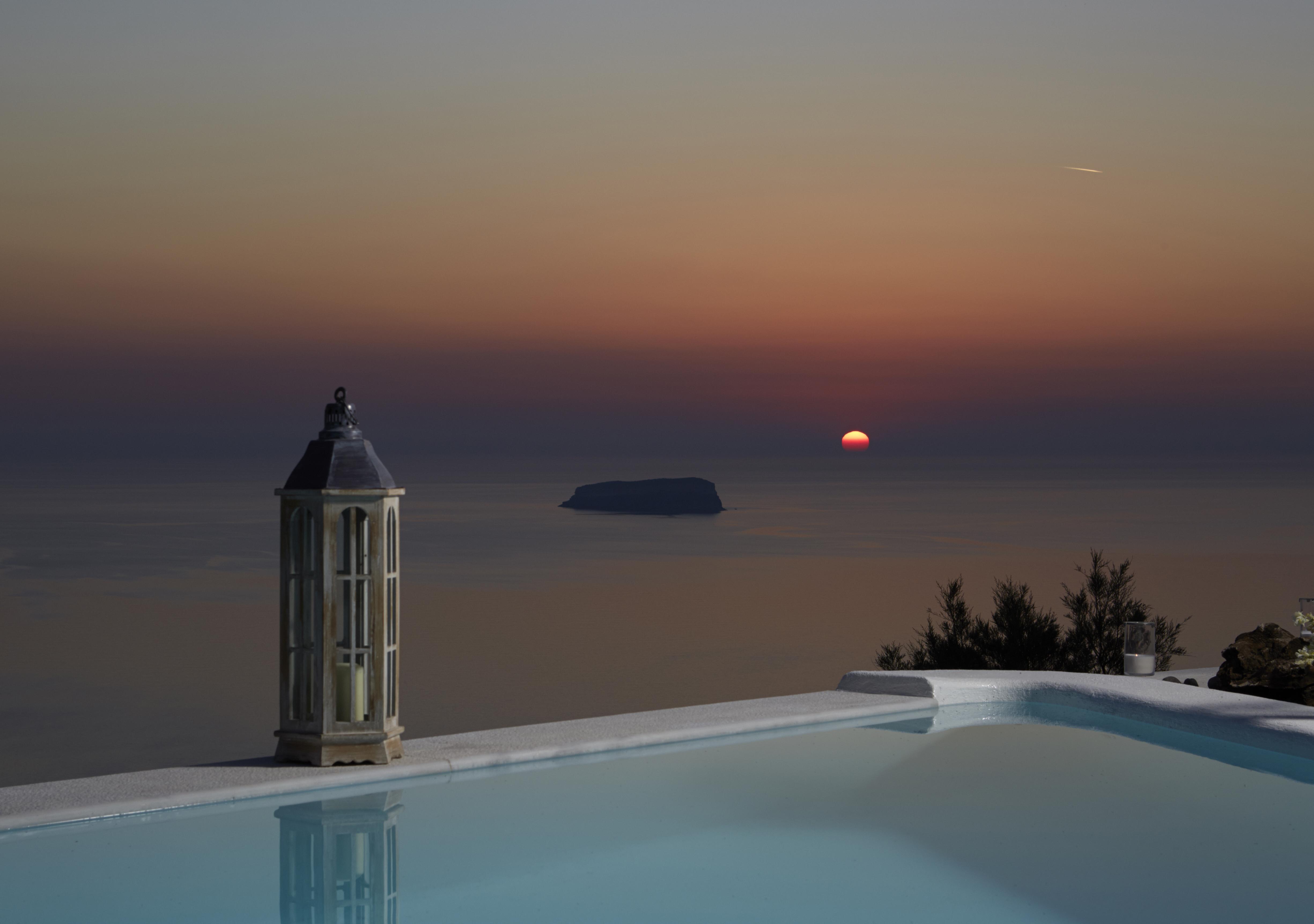 Athermi Suites - Adults Only Fira (Santorini) Exterior foto