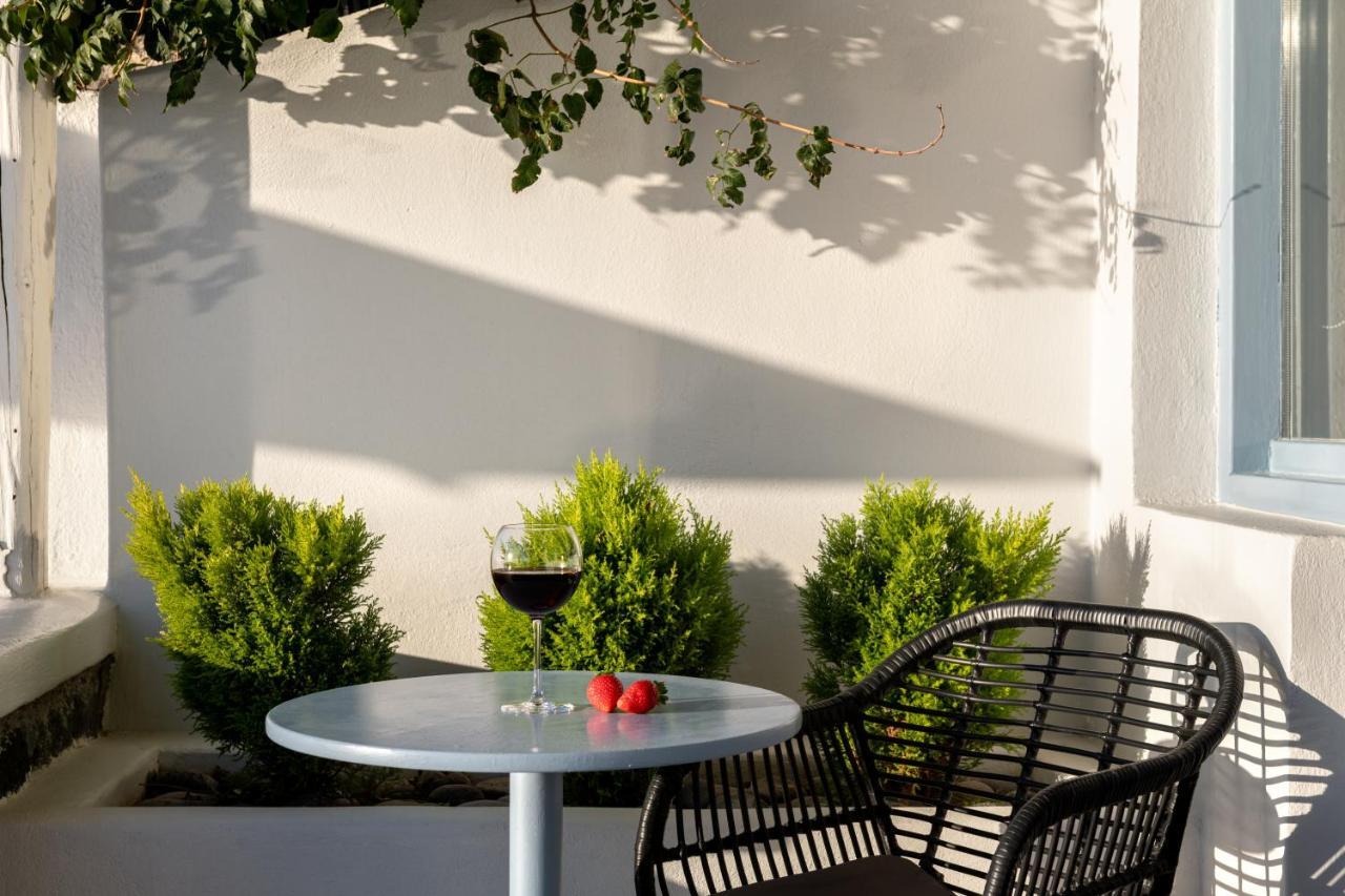 Athermi Suites - Adults Only Fira (Santorini) Exterior foto